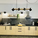 El Pisito Forest,a 300 Metros Iglesia De La Encarnacion Apartment Marbella