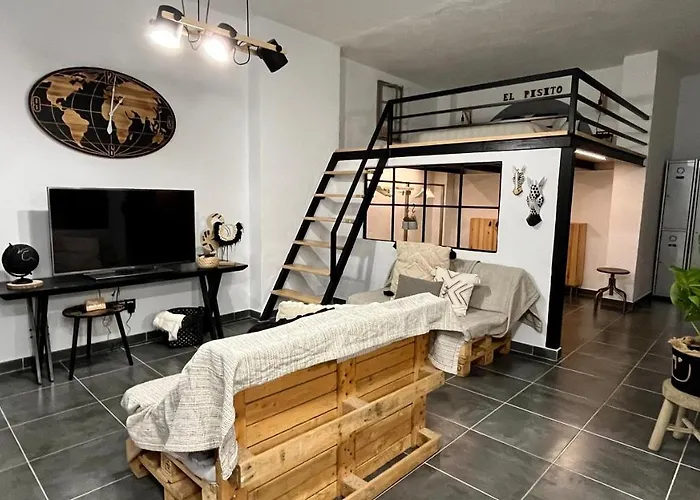 El Pisito Forest,a 300 Metros Iglesia De La Encarnacion Διαμέρισμα Μαρμπέλλα