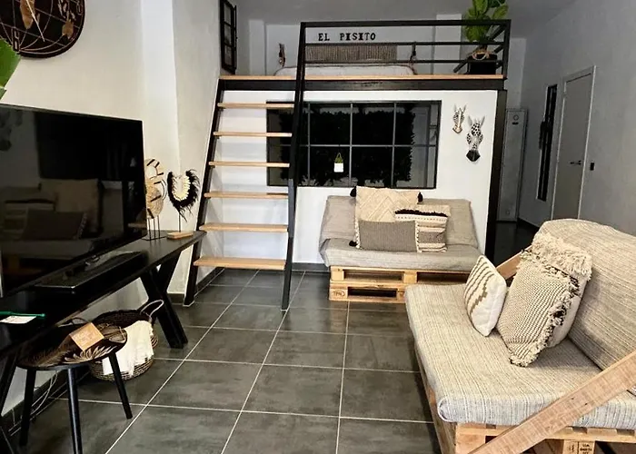 Apartament El Pisito Forest,a 300 Metros Iglesia De La Encarnacion